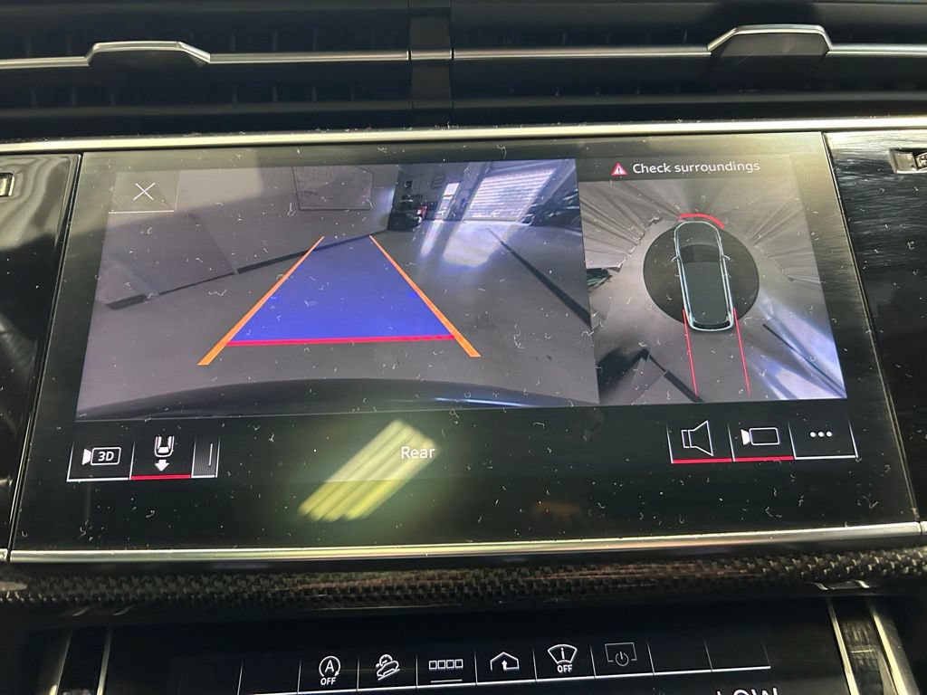 Used 2022 Audi SQ7 Prestige AWD/4WD image 19