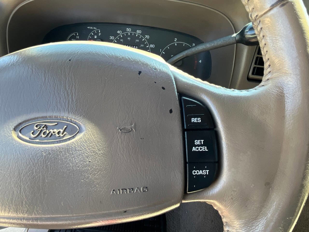 Used 2000 Ford Excursion Limited image 17