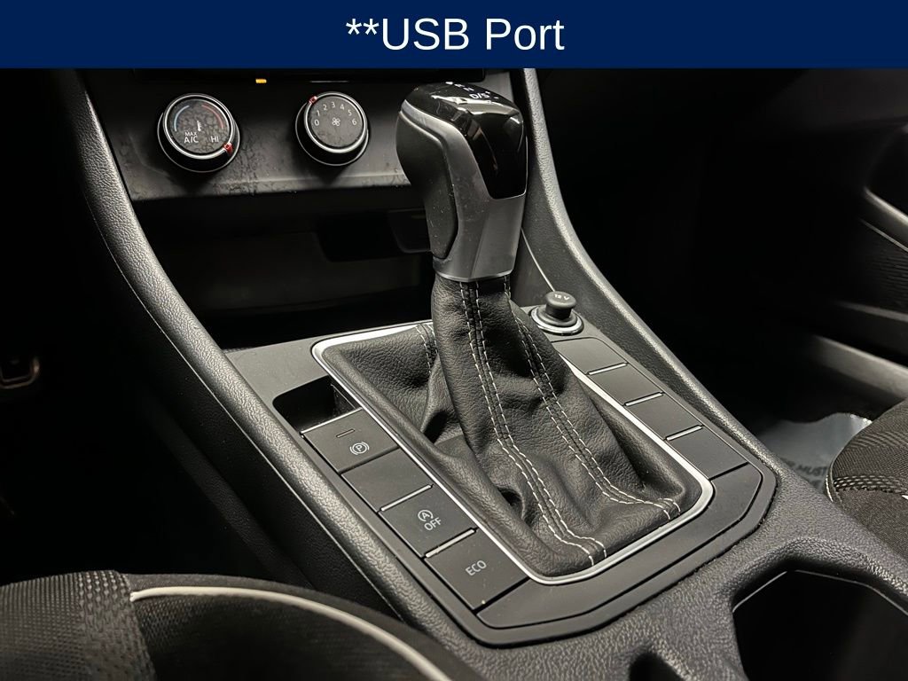 Used 2023 Volkswagen Jetta Sport image 13