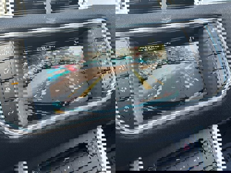 Used 2014 Land Rover Range Rover Evoque Pure Premium image 18