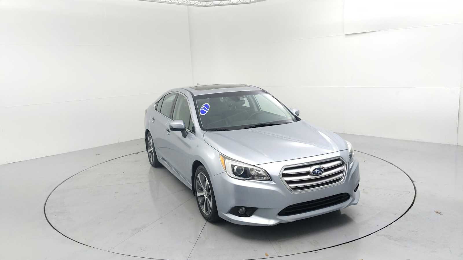 Used 2017 Subaru Legacy 3.6R Limited image 2
