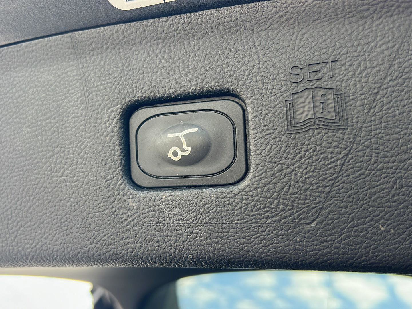 Used 2019 Ford Edge SEL w/ Equipment Group 201A image 36