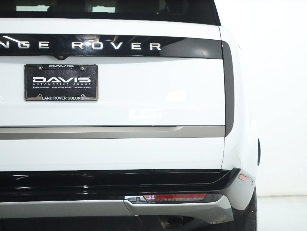 Used 2025 Land Rover Range Rover SE AWD/4WD image 45