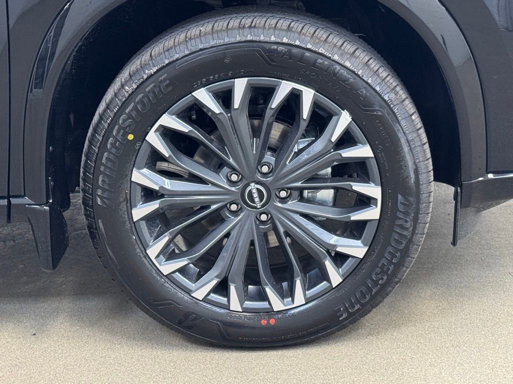 New 2026 Nissan Rogue Platinum AWD/4WD image 4