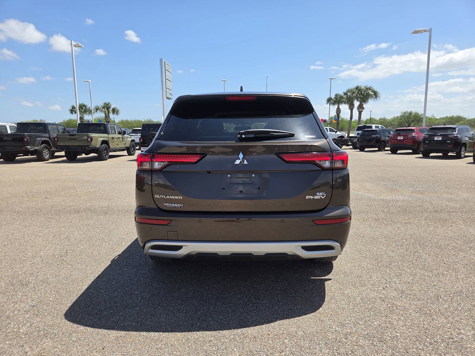 Used 2024 Mitsubishi Outlander SEL Black Edition AWD/4WD image 7
