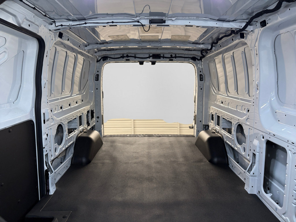 Used 2024 Ford E-Transit Low Roof RWD image 26