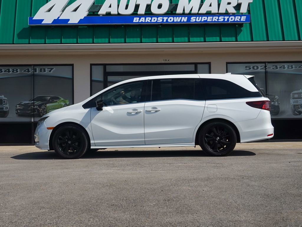 Used 2023 Honda Odyssey Sport image 5