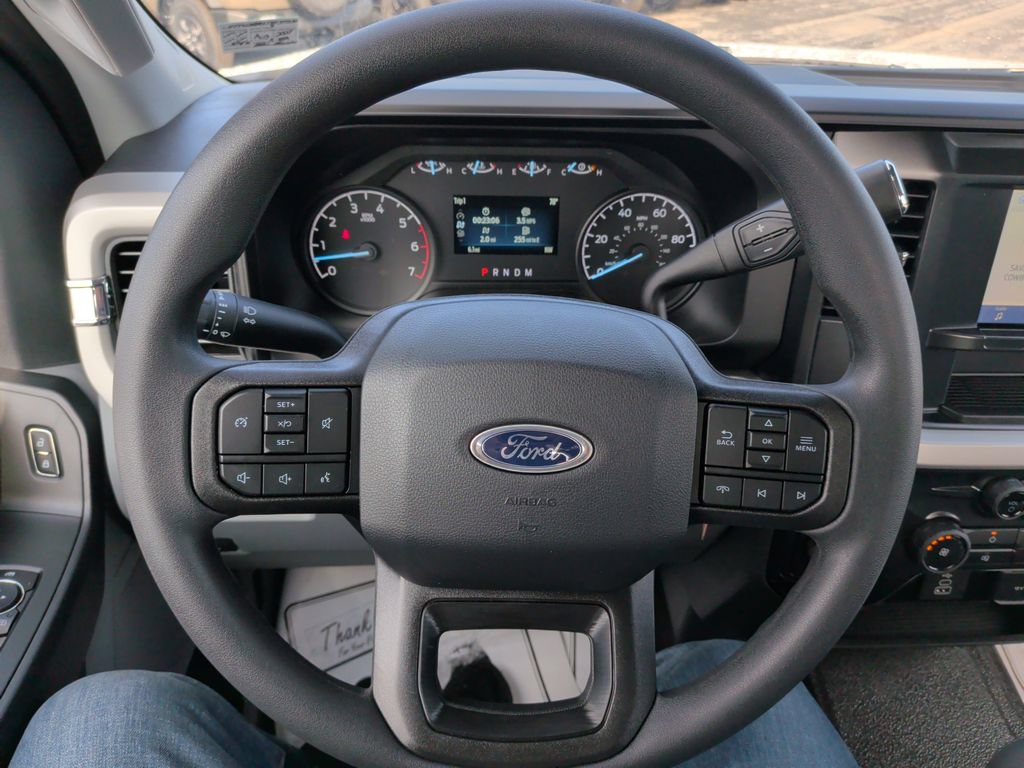 New 2026 Ford F250 XL w/ XL Chrome Package AWD/4WD image 23
