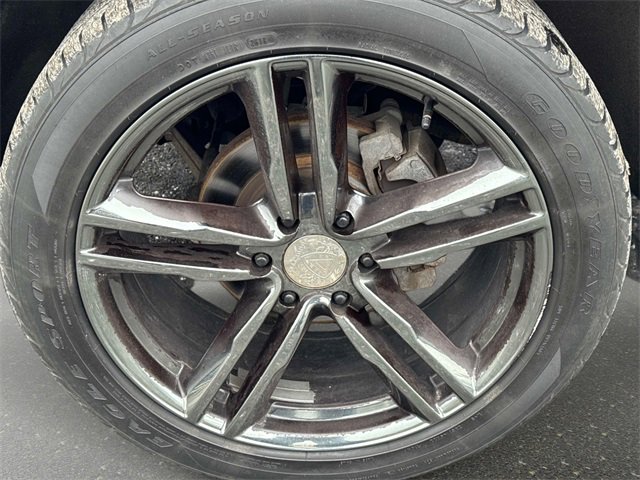 Used 2015 Cadillac Escalade Premium image 10