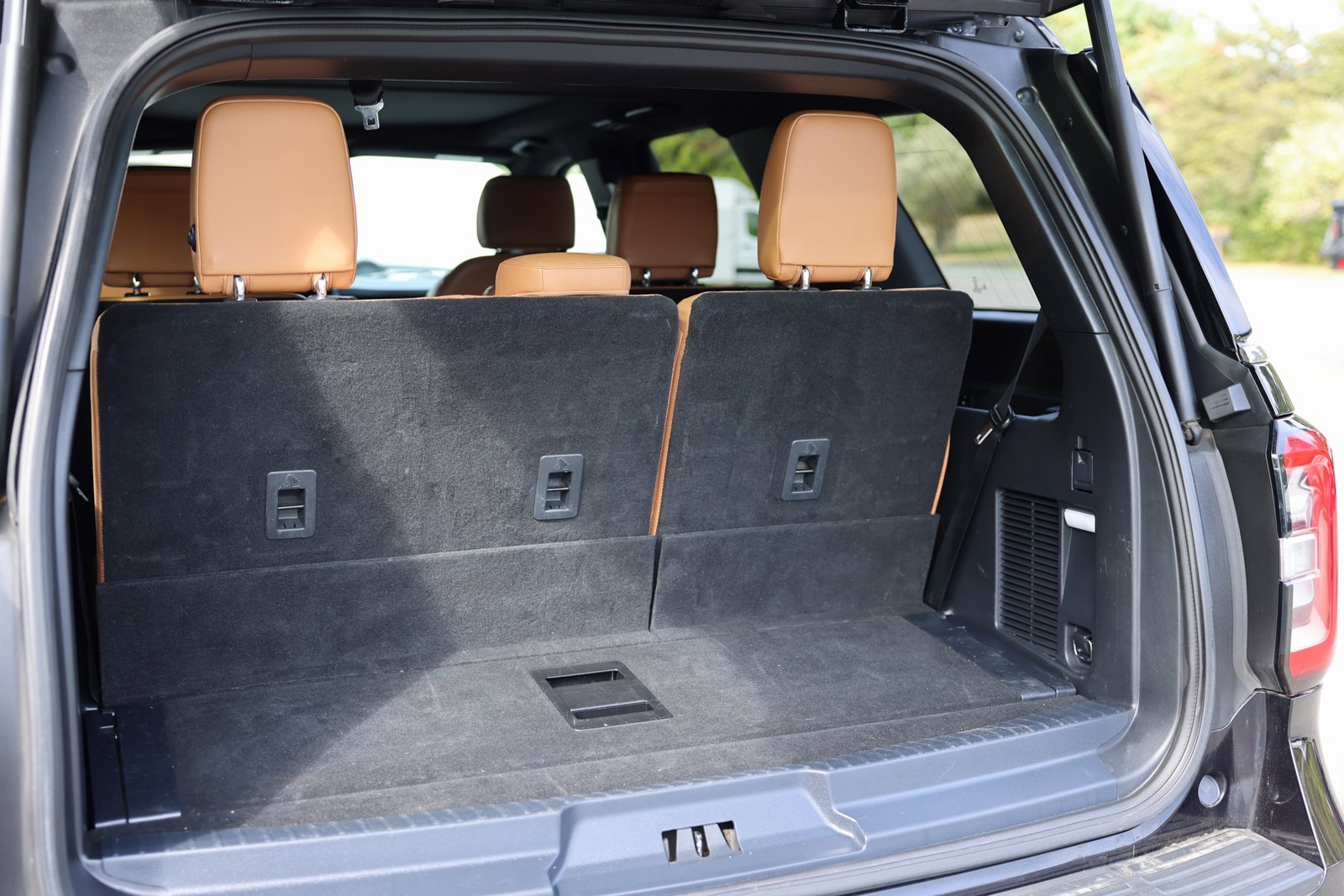 Certified 2022 Ford Expedition Platinum image 18