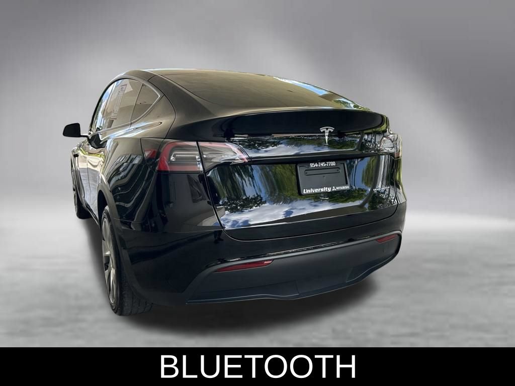 Used 2024 Tesla Model Y Long Range AWD/4WD image 5