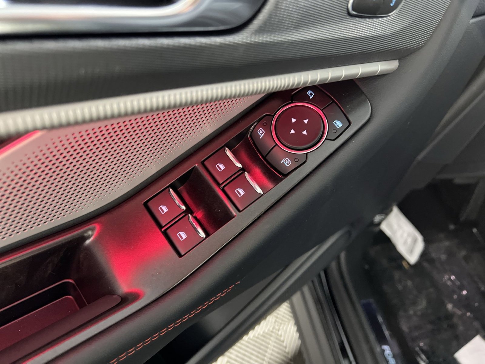 New 2026 Ford Explorer ST w/ Sun And Sound Package image 15