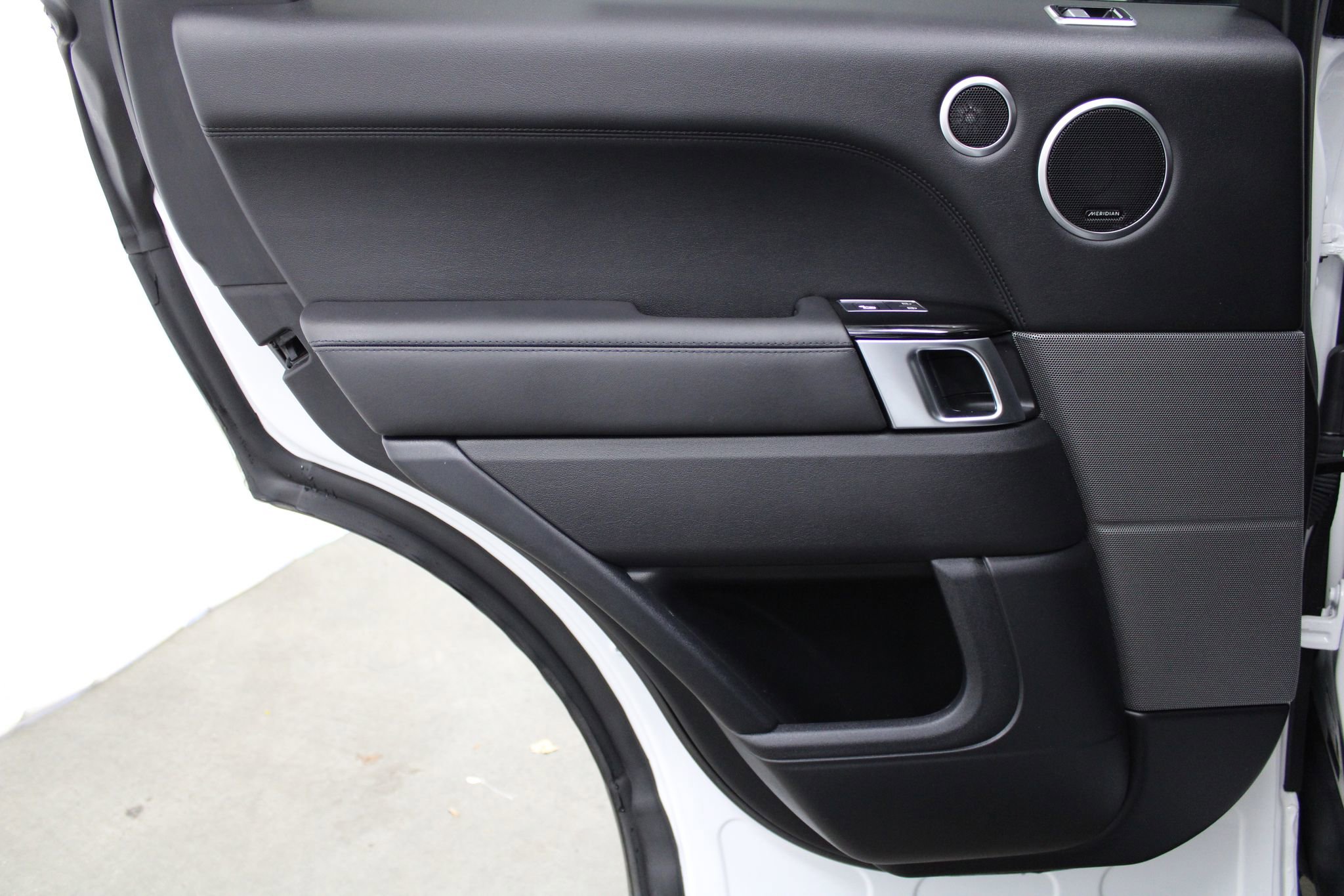 Used 2022 Land Rover Range Rover Sport HSE Silver Edition AWD/4WD image 17