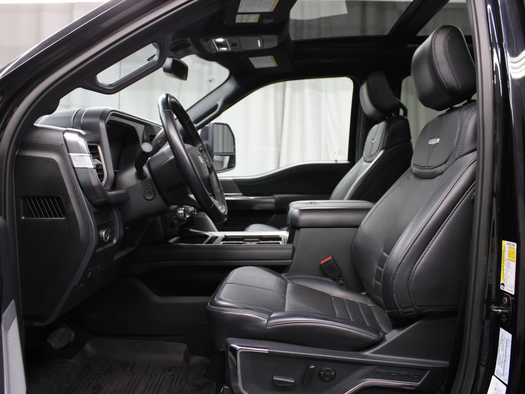 Used 2025 Ford F450 Platinum AWD/4WD image 15