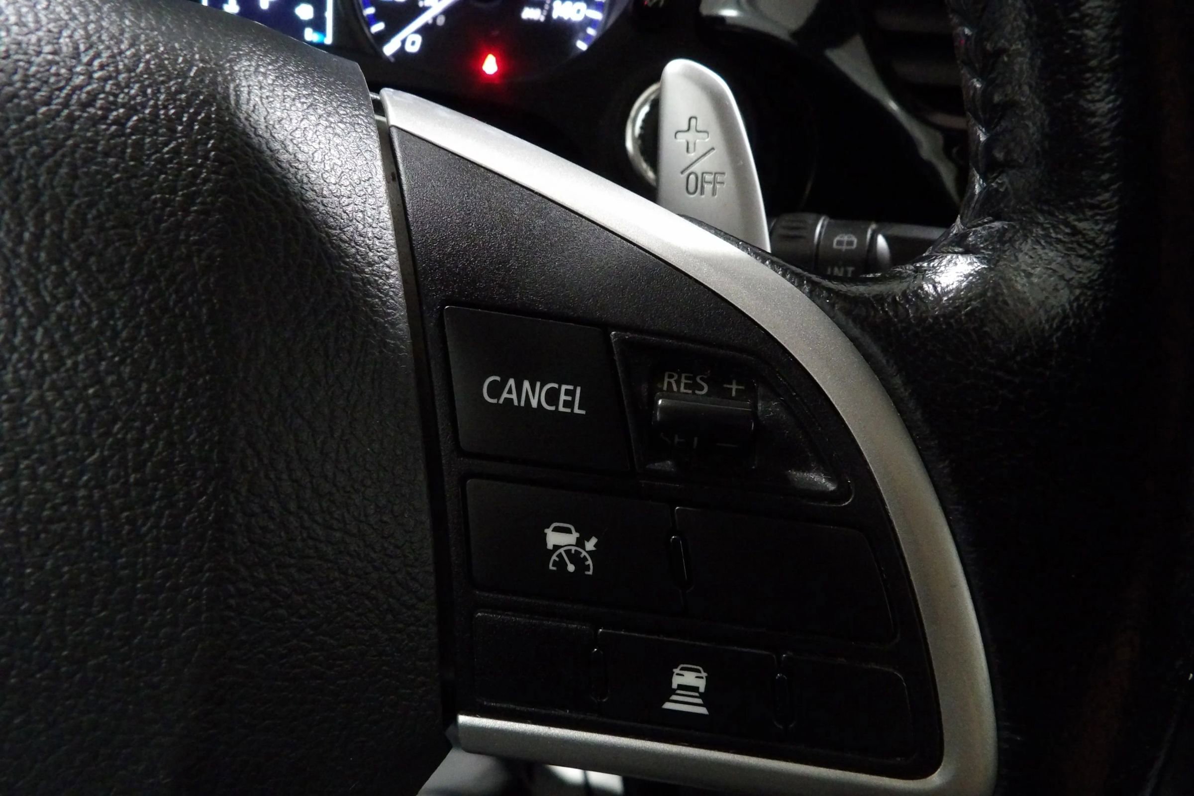 Used 2015 Mitsubishi Outlander GT image 16