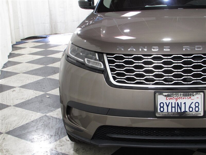 Used 2018 Land Rover Range Rover Velar AWD/4WD image 31
