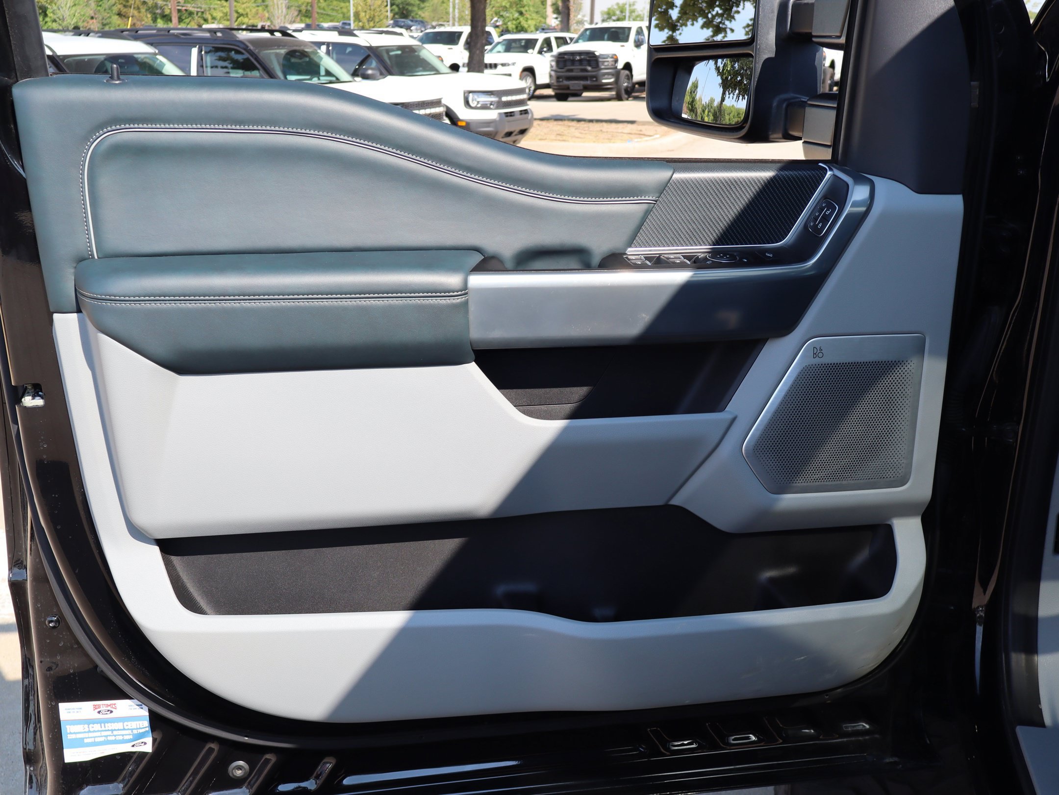 Used 2024 Ford F250 Limited w/ FX4 Off-Road Package AWD/4WD image 13