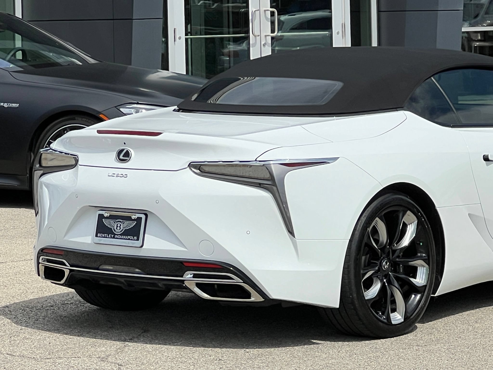 Used 2025 Lexus LC 500 Convertible w/ Touring Package RWD image 13