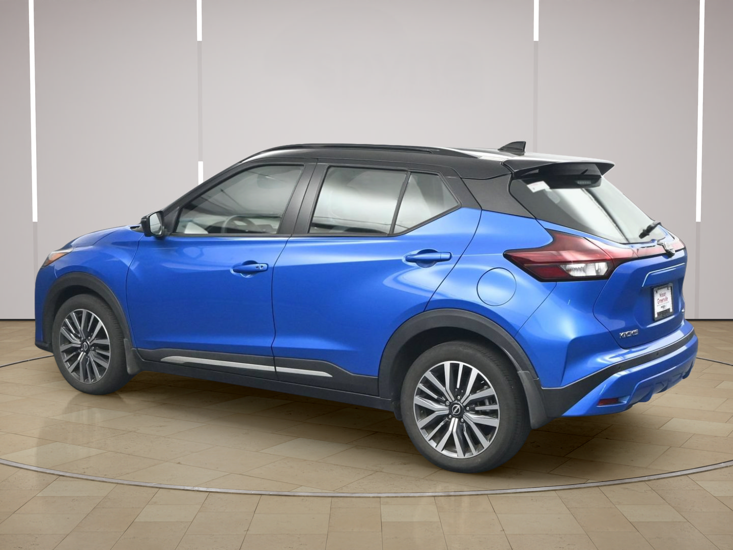 Certified 2023 Nissan Kicks SR w/ SR Premium Package FWD image 5