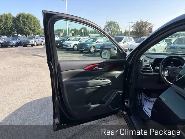 Used 2026 Chevrolet Traverse RS AWD/4WD image 28