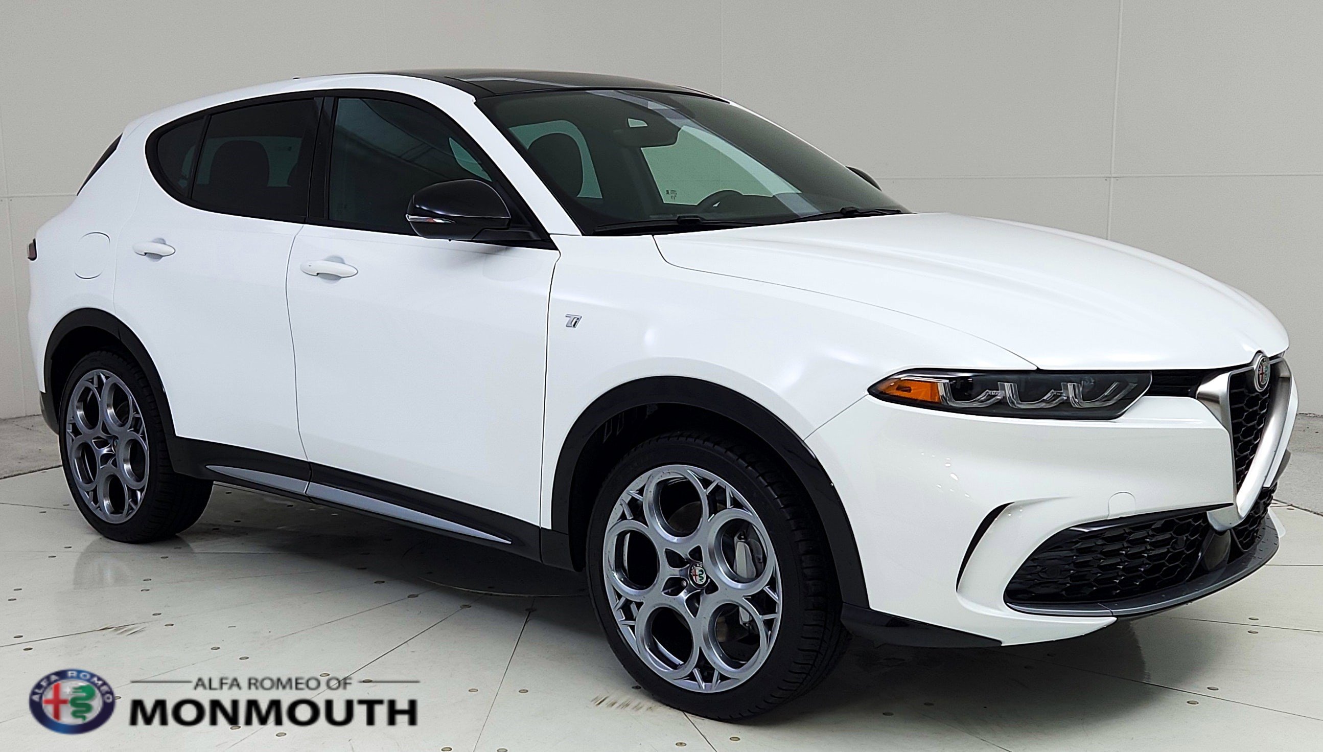 Used 2024 Alfa Romeo Tonale Ti image 1