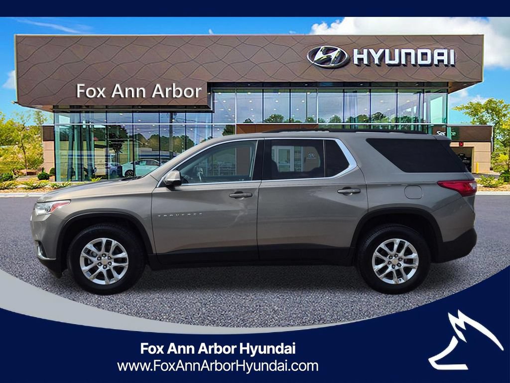 Used 2019 Chevrolet Traverse LT AWD/4WD image 2