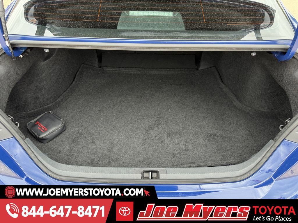 Used 2025 Toyota Camry XSE image 30