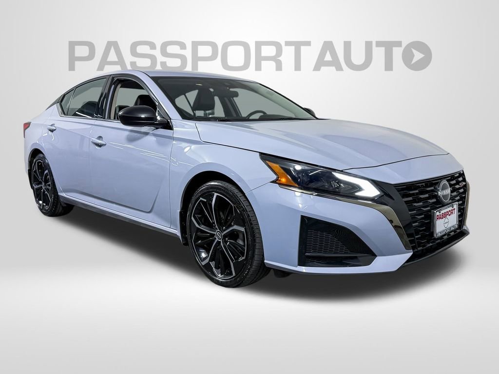 Certified 2024 Nissan Altima 2.5 SR image 5