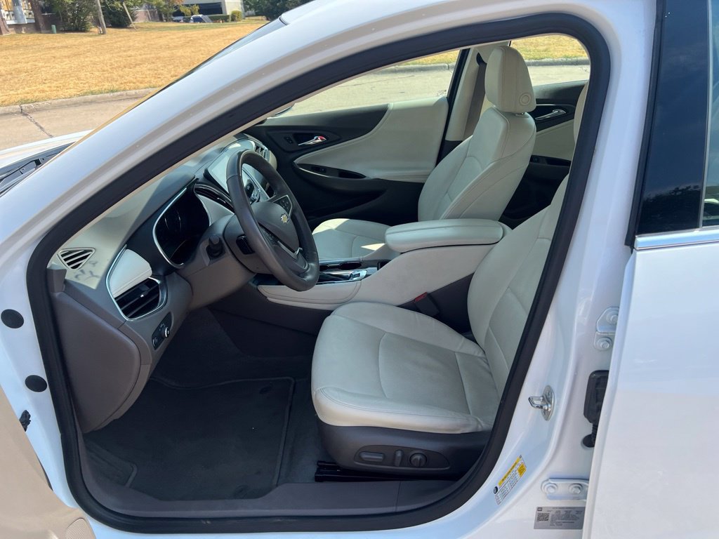 Used 2024 Chevrolet Malibu LT FWD image 26