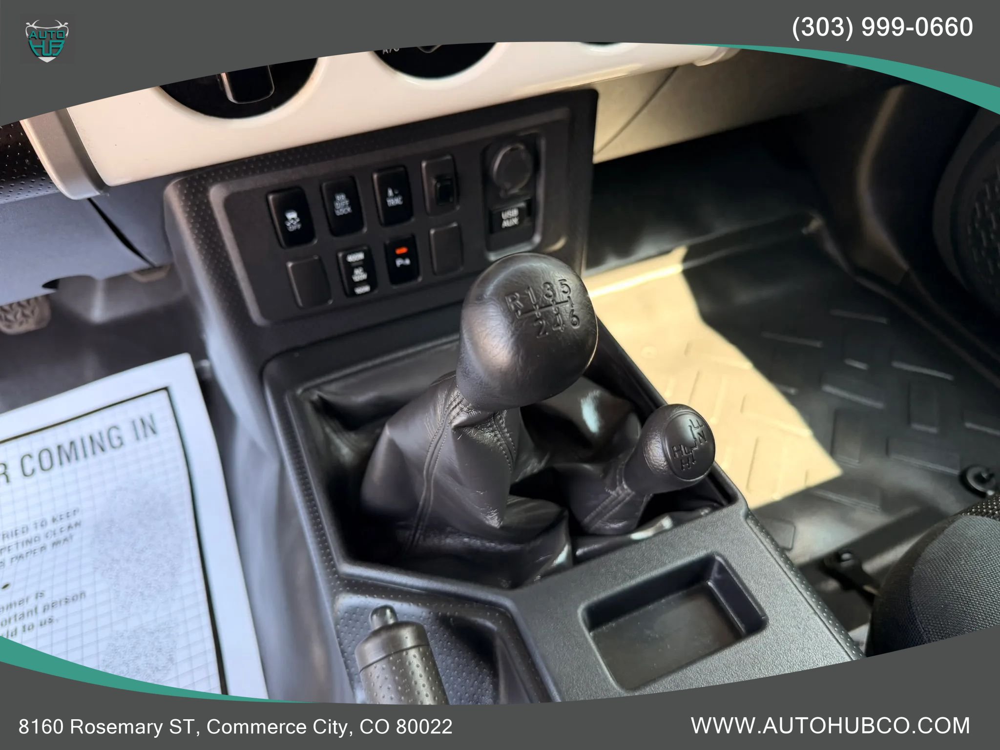Used 2013 Toyota FJ Cruiser 4WD w/ Upgrade Pkg image 24