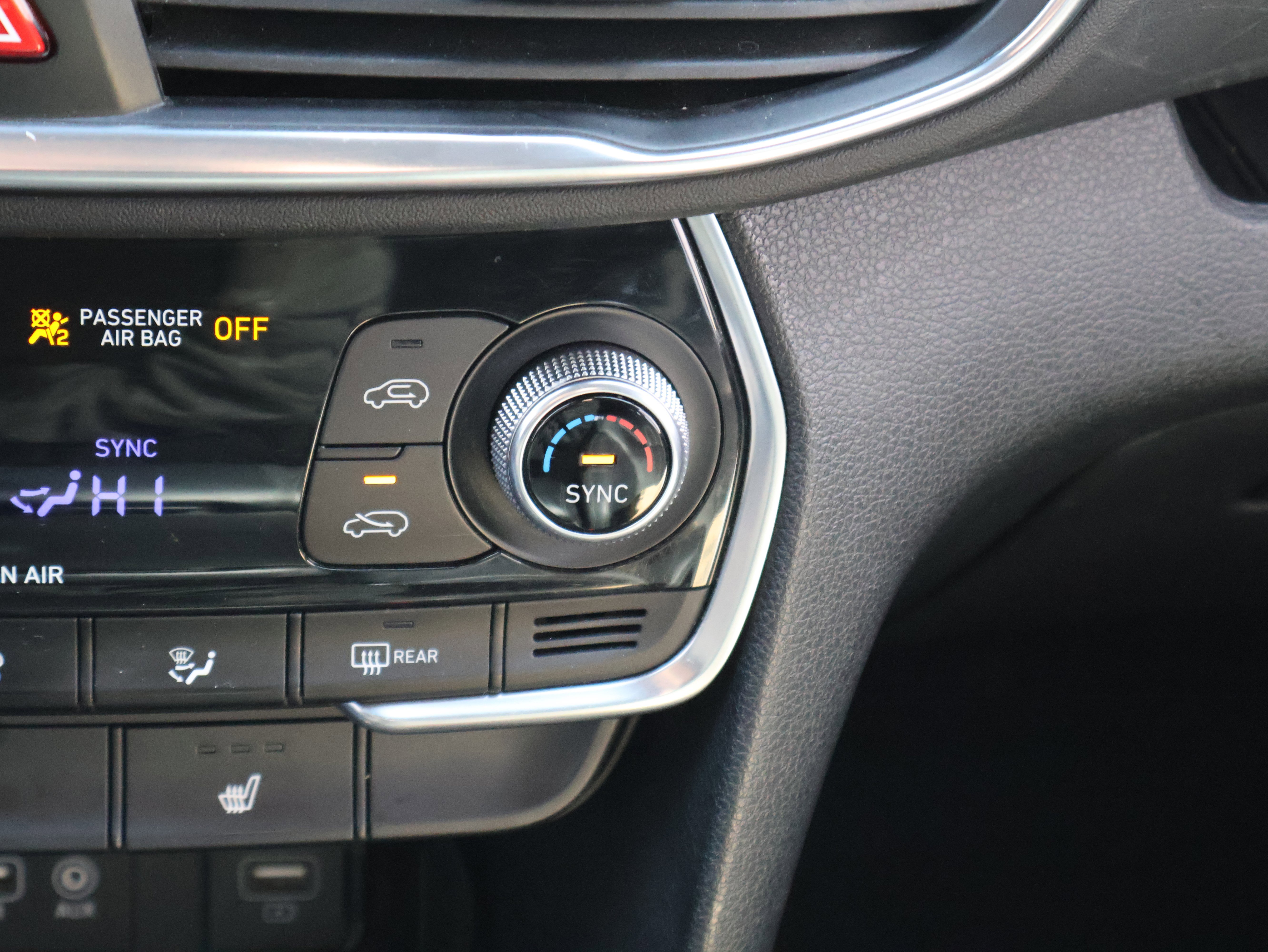 Used 2019 Hyundai Santa Fe Limited image 30