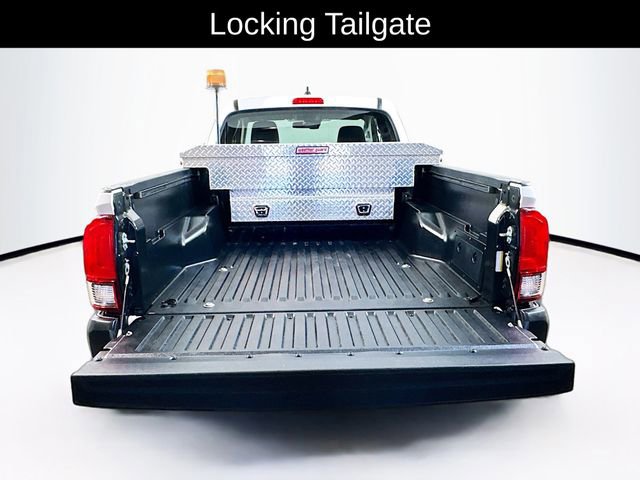 Used 2022 Toyota Tacoma SR image 21