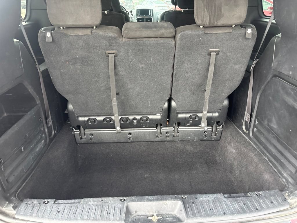 Used 2017 Dodge Grand Caravan SE FWD image 34