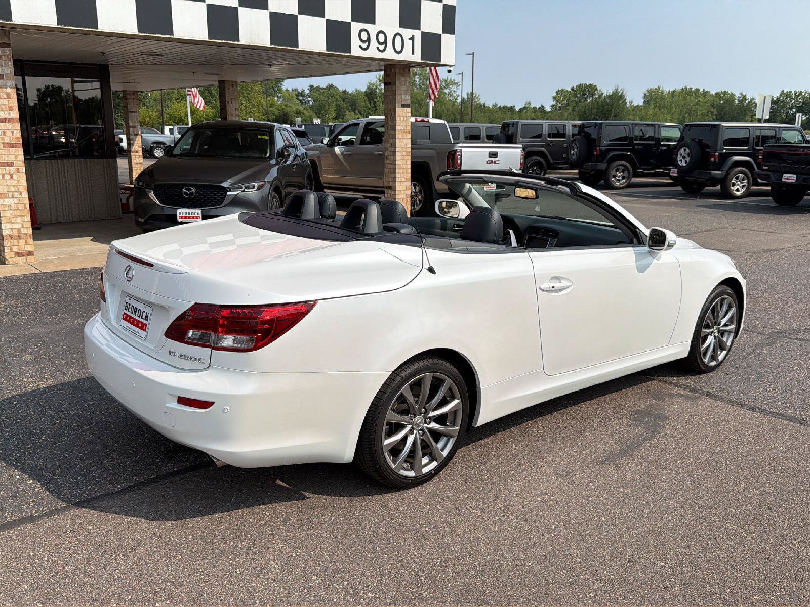 Used 2014 Lexus IS 250C w/ Luxury Package RWD image 7