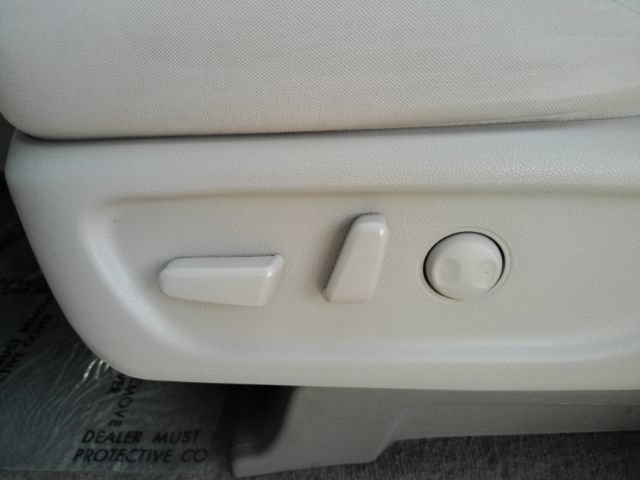 Used 2021 Kia Sedona LX FWD image 13