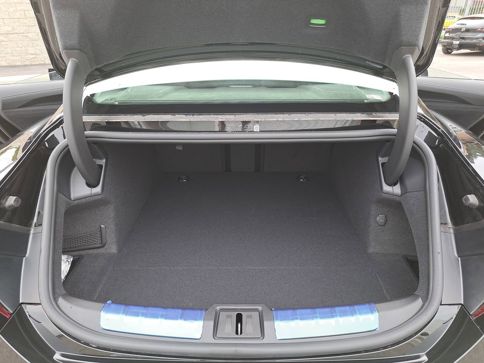 New 2026 Audi RS e-tron GT performance image 12