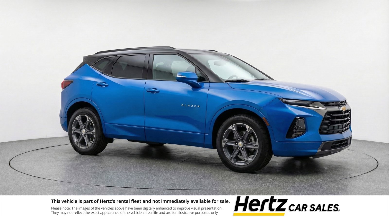 Used 2025 Chevrolet Blazer LT FWD image 1
