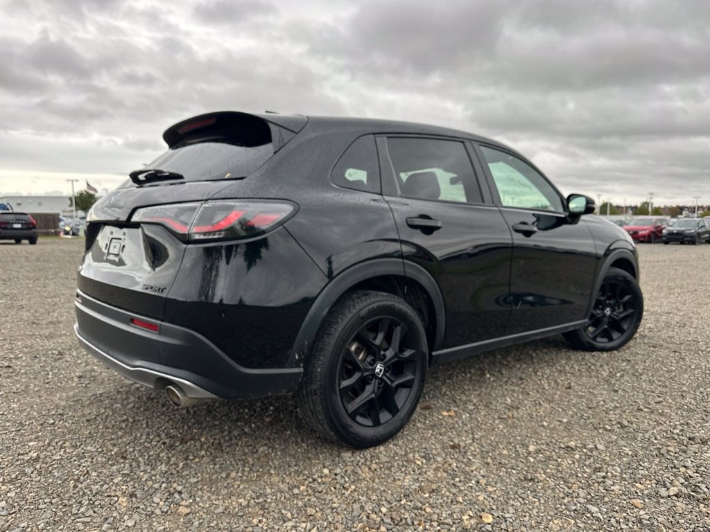 Used 2023 Honda HR-V Sport image 11