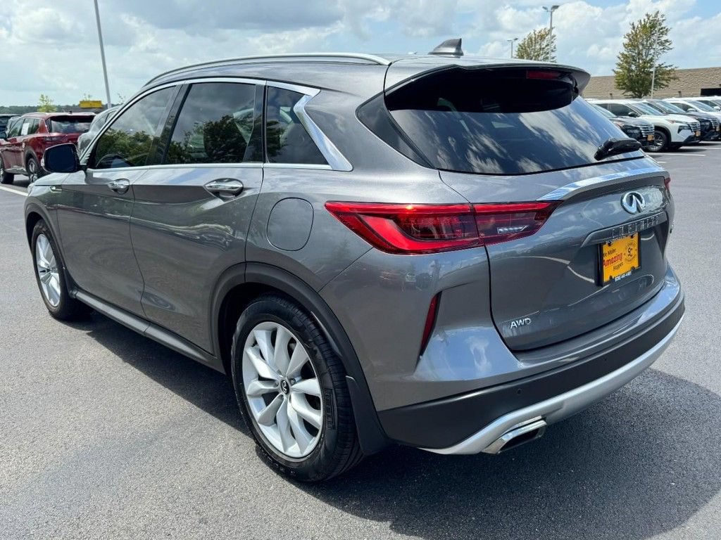 Used 2019 INFINITI QX50 Essential w/ Premium Heat Package AWD/4WD image 5