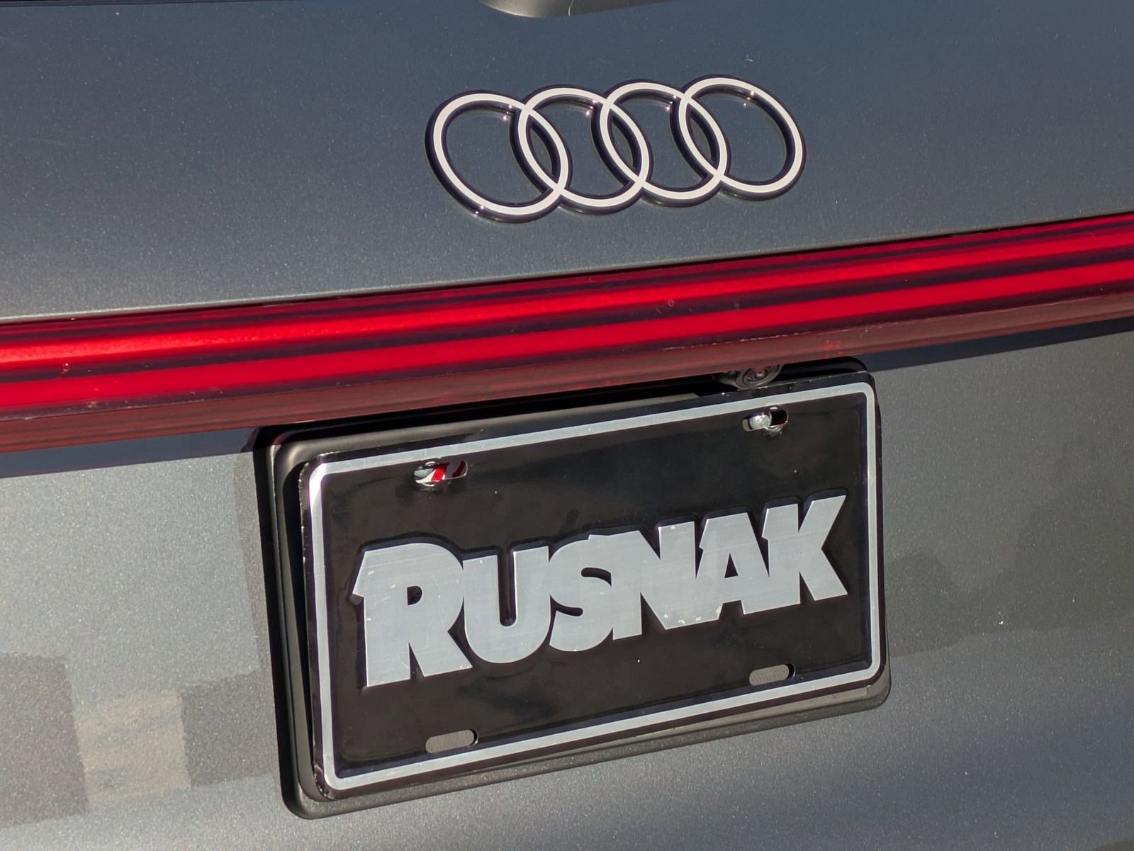 Used 2025 Audi Q5 Premium w/ Convenience Package image 19