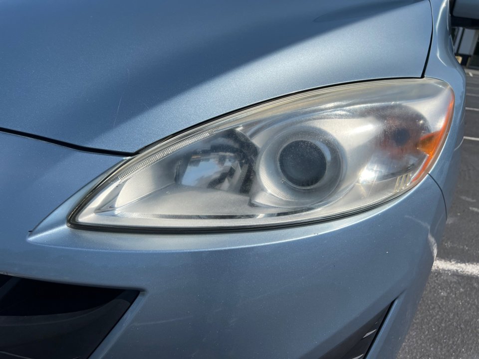Used 2012 MAZDA MAZDA5 Sport FWD image 30