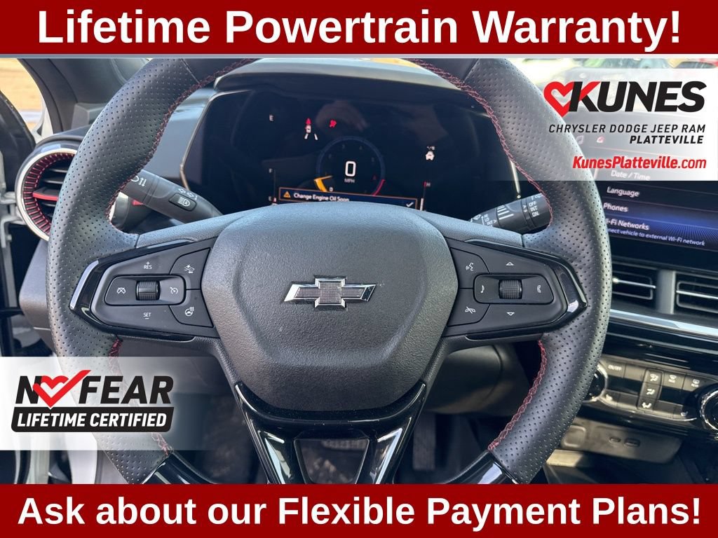Used 2024 Chevrolet Trax RS w/ Sunroof Package FWD image 25