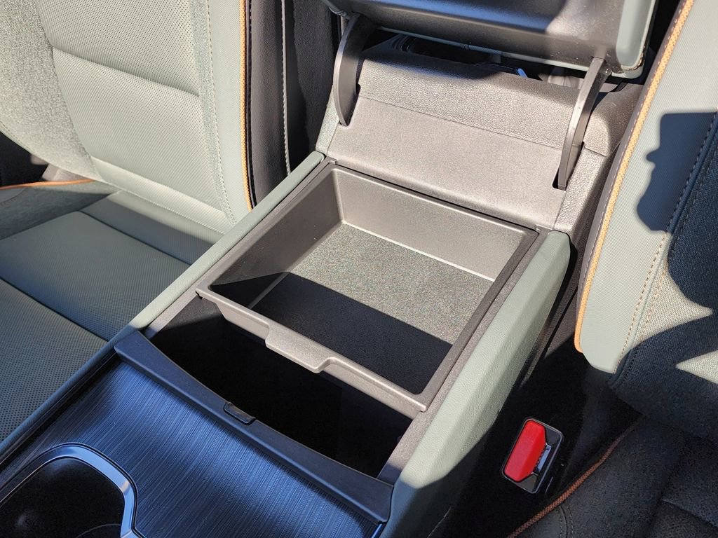 New 2026 GMC Acadia AT4 w/ Super Cruise Package image 35