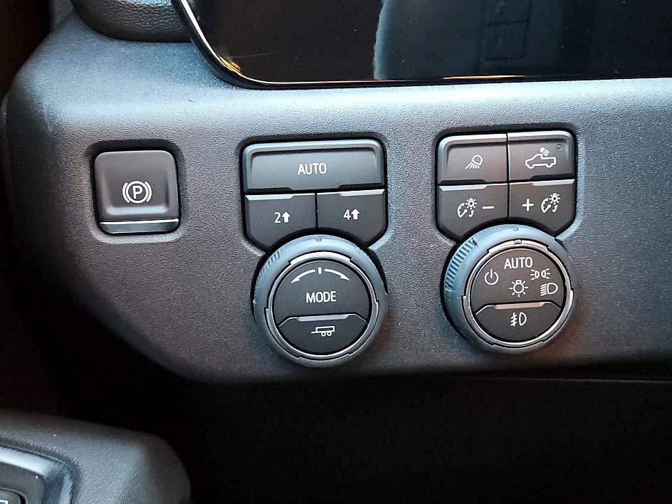 New 2026 Chevrolet Silverado 1500 LTZ w/ LTZ Convenience Package II image 22