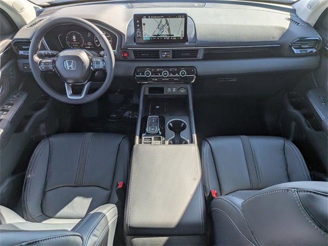 New 2025 Honda Pilot Touring image 27