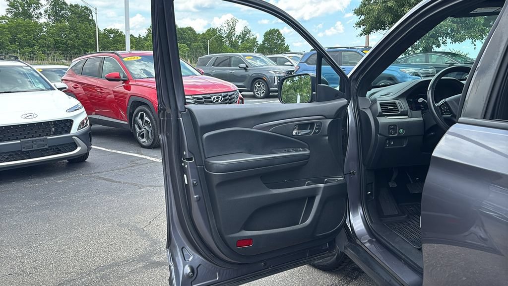 Used 2021 Honda Passport EX-L image 11