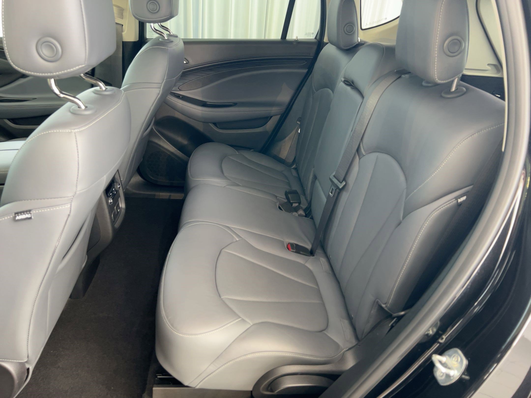 Used 2020 Buick Envision Essence w/ LPO, Cargo Package image 15