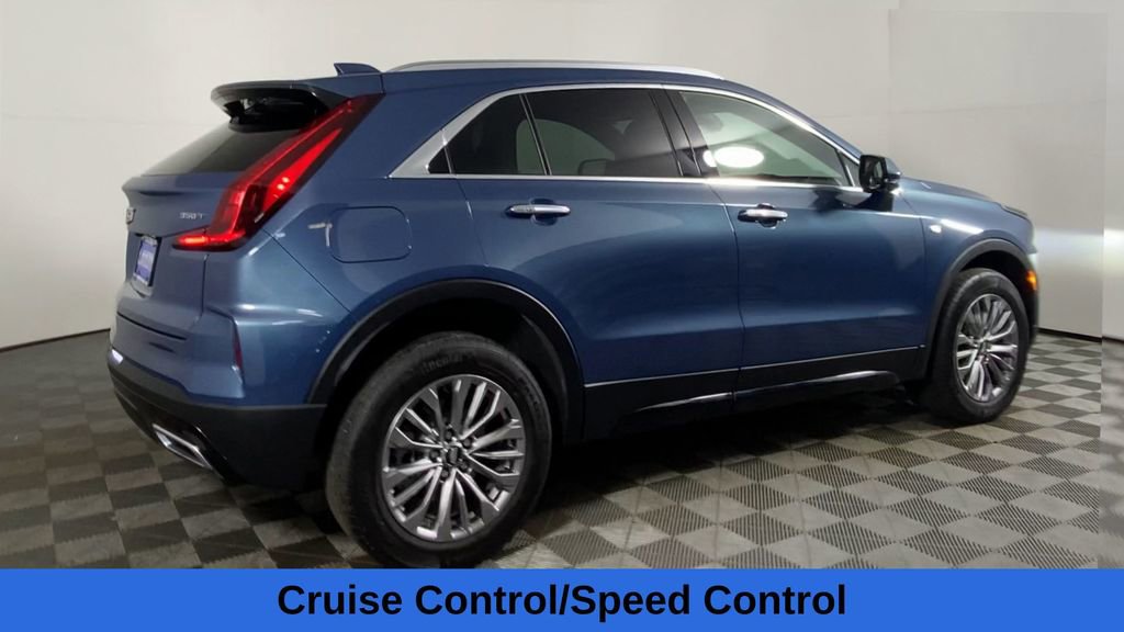 Used 2025 Cadillac XT4 Premium Luxury w/ Cold Weather Package image 12