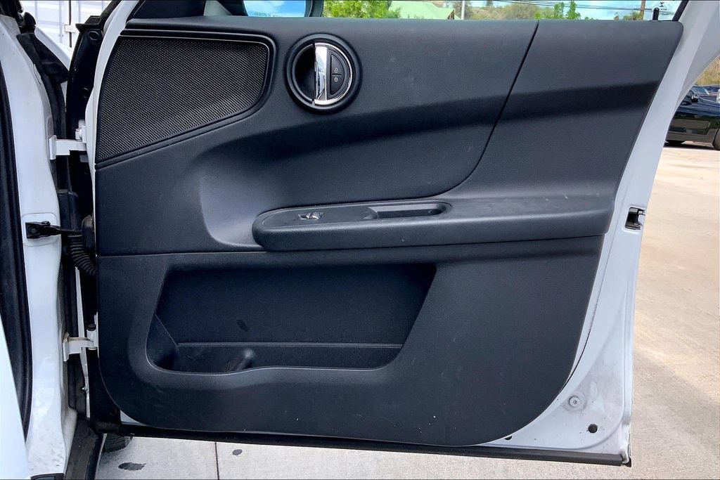 Used 2019 MINI Cooper Countryman w/ Storage Package FWD image 22