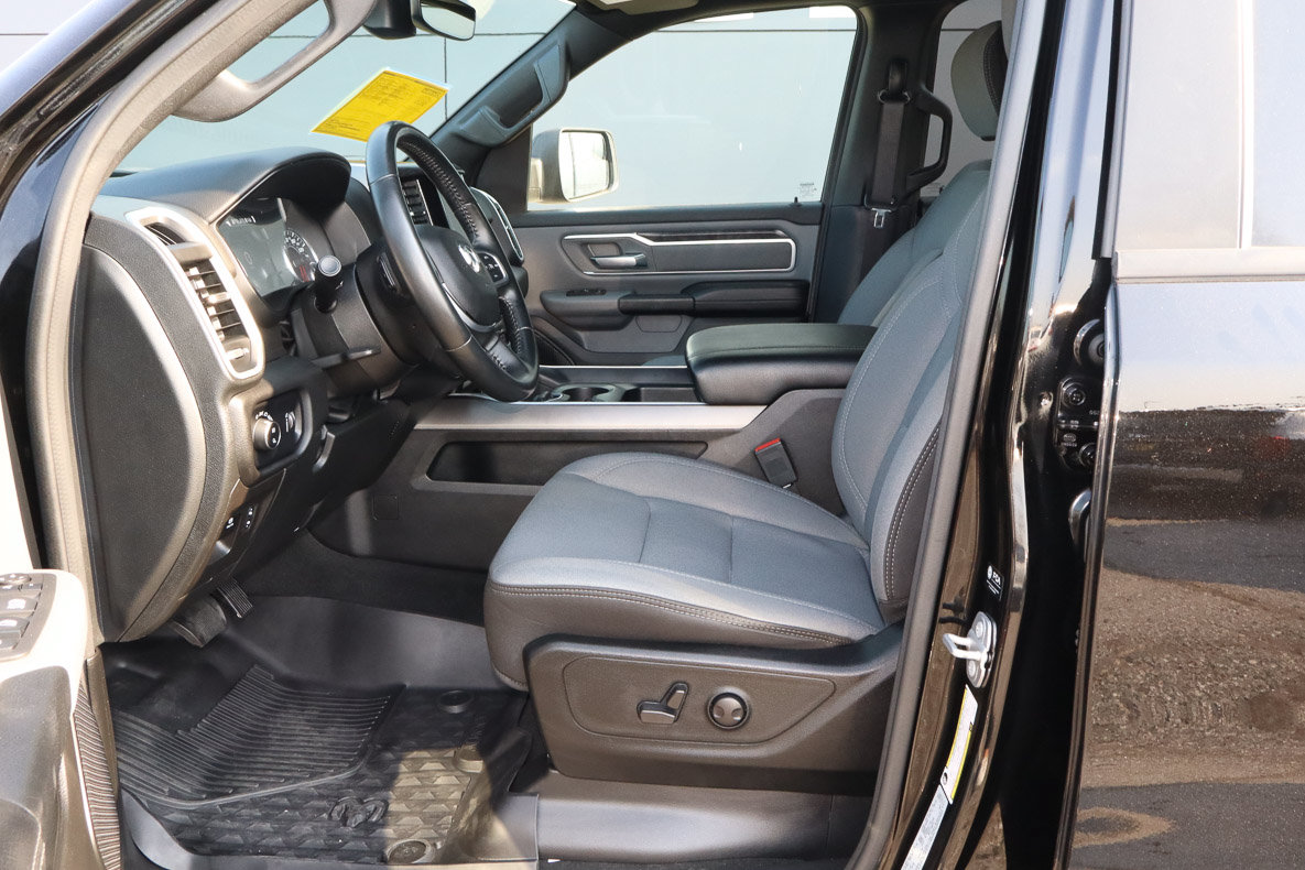 Used 2022 RAM 1500 Big Horn AWD/4WD image 7